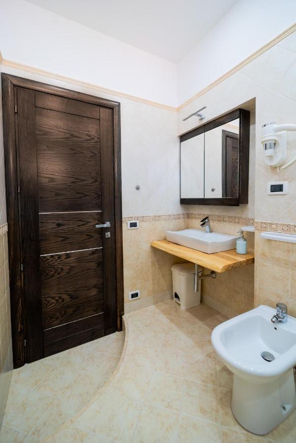 Perla Di Mare Appartamenti Кастеллуццо Экстерьер фото